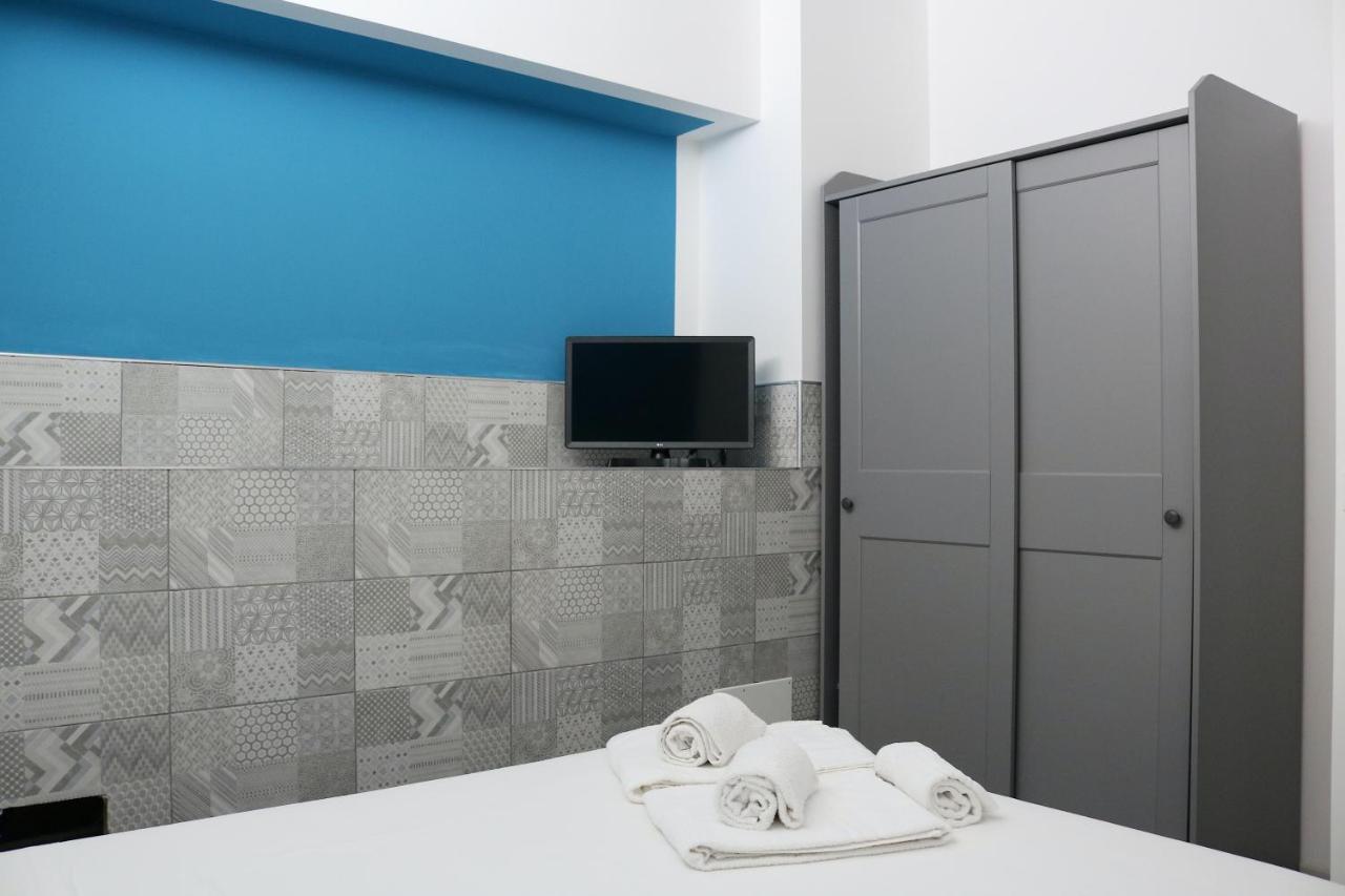 Gambara Guests House Hotel Милано Екстериор снимка