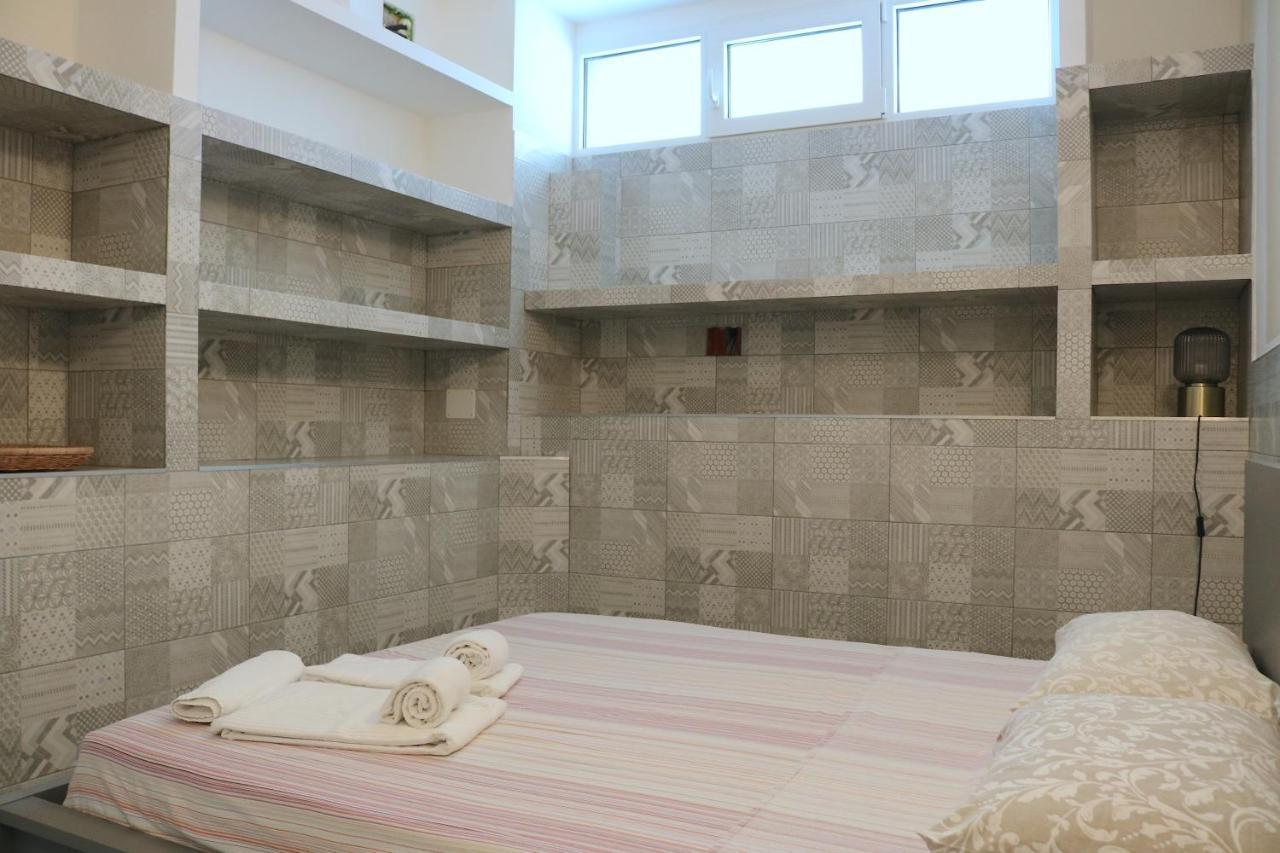 Gambara Guests House Hotel Милано Екстериор снимка