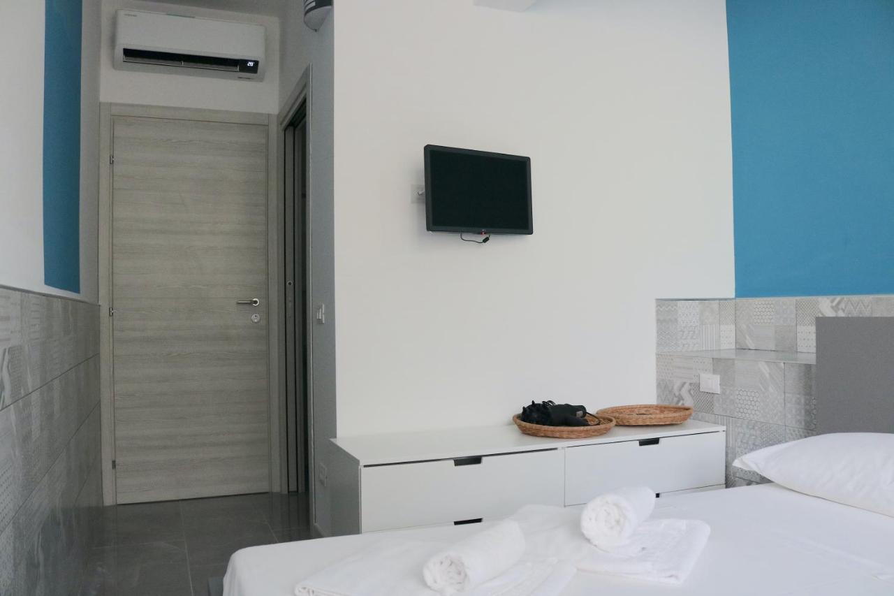 Gambara Guests House Hotel Милано Екстериор снимка